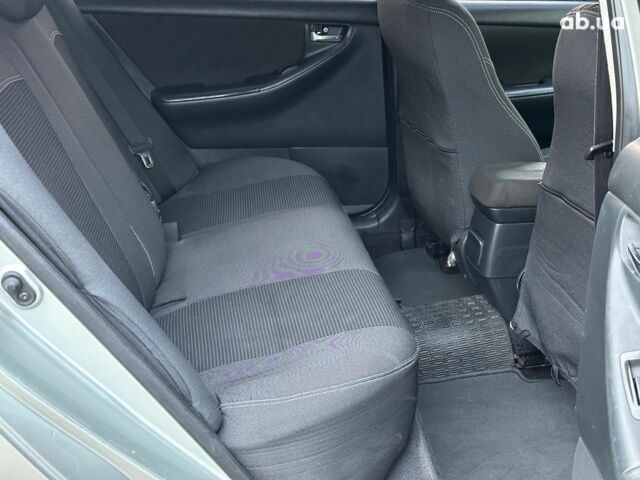 Сірий Тойота Королла, об'ємом двигуна 1.6 л та пробігом 245 тис. км за 5490 $, фото 13 на Automoto.ua