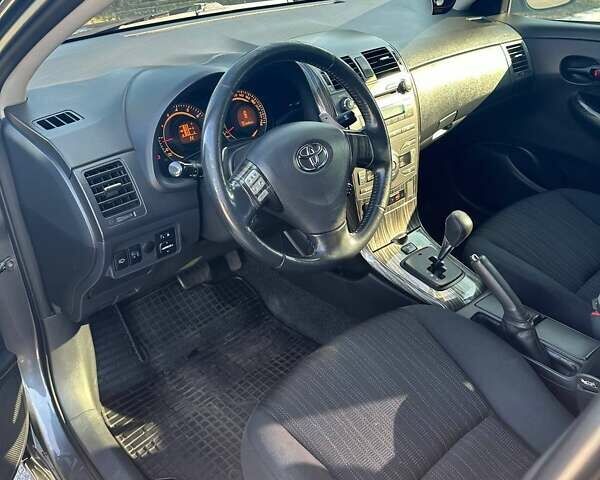 Серый Тойота Королла, объемом двигателя 1.6 л и пробегом 166 тыс. км за 6700 $, фото 43 на Automoto.ua