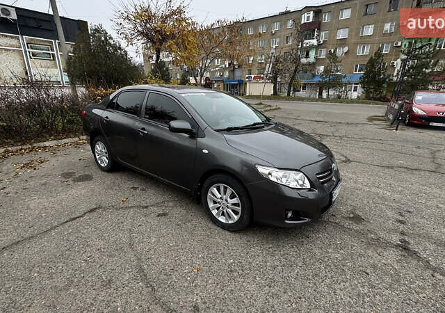 Серый Тойота Королла, объемом двигателя 1.6 л и пробегом 261 тыс. км за 5599 $, фото 6 на Automoto.ua