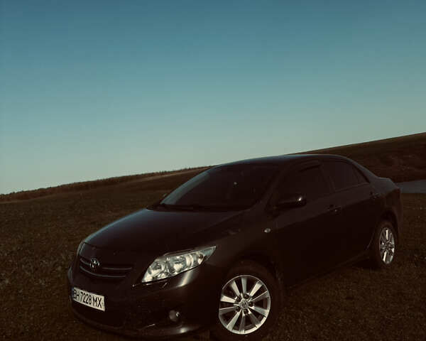 Сірий Тойота Королла, об'ємом двигуна 1.6 л та пробігом 275 тис. км за 5300 $, фото 2 на Automoto.ua