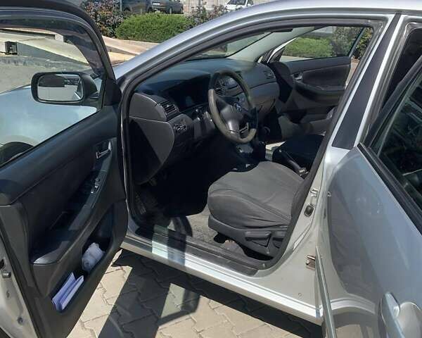 Серый Тойота Королла, объемом двигателя 1.6 л и пробегом 543 тыс. км за 4100 $, фото 8 на Automoto.ua