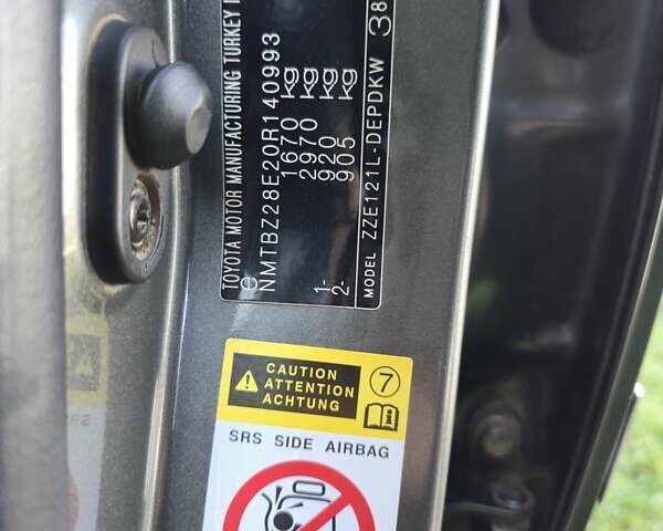 Сірий Тойота Королла, об'ємом двигуна 1.6 л та пробігом 320 тис. км за 6600 $, фото 23 на Automoto.ua