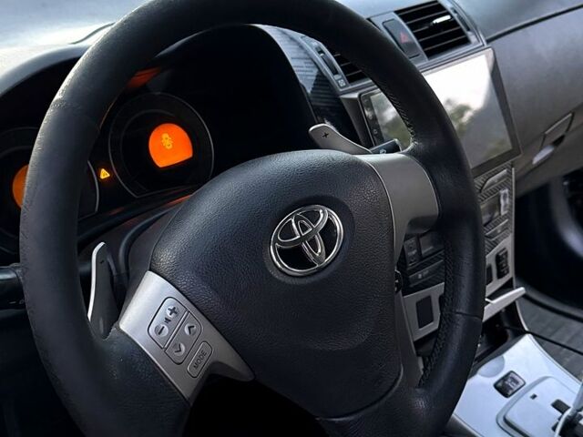 Сірий Тойота Королла, об'ємом двигуна 1.6 л та пробігом 265 тис. км за 6299 $, фото 4 на Automoto.ua