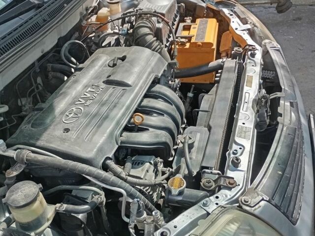 Сірий Тойота Королла, об'ємом двигуна 1.6 л та пробігом 270 тис. км за 4300 $, фото 9 на Automoto.ua