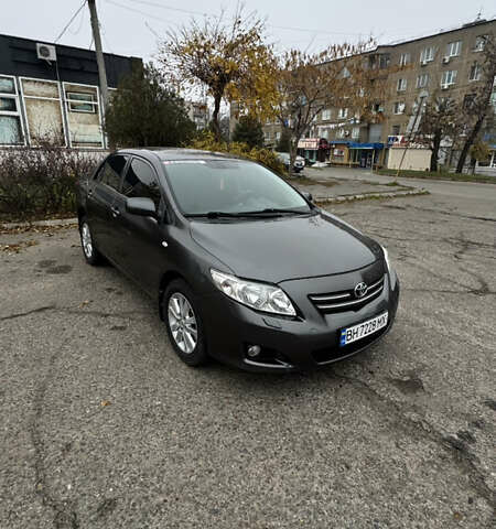 Серый Тойота Королла, объемом двигателя 1.6 л и пробегом 261 тыс. км за 5599 $, фото 3 на Automoto.ua