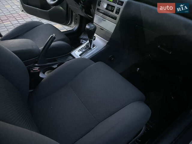 Серый Тойота Королла, объемом двигателя 1.6 л и пробегом 177 тыс. км за 5999 $, фото 43 на Automoto.ua