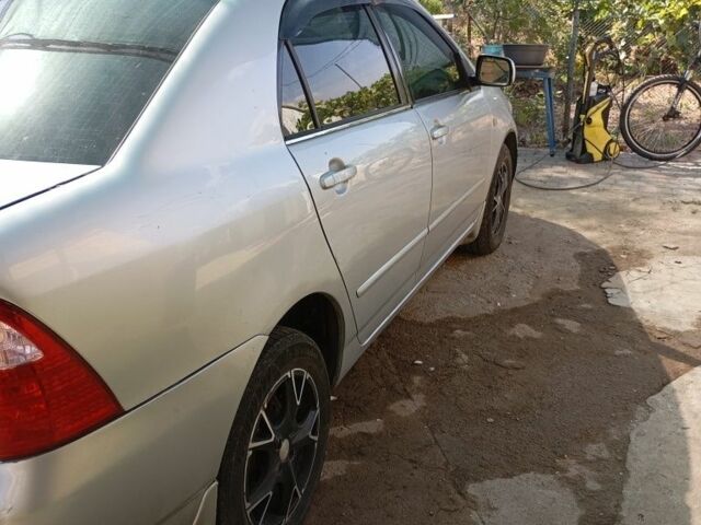 Сірий Тойота Королла, об'ємом двигуна 1.6 л та пробігом 270 тис. км за 4300 $, фото 3 на Automoto.ua