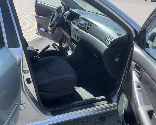 Серый Тойота Королла, объемом двигателя 1.6 л и пробегом 543 тыс. км за 4100 $, фото 9 на Automoto.ua