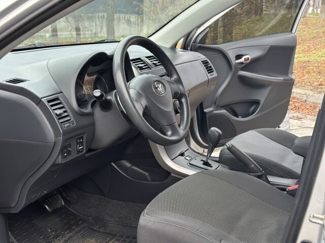 Серый Тойота Королла, объемом двигателя 1.6 л и пробегом 170 тыс. км за 6700 $, фото 6 на Automoto.ua