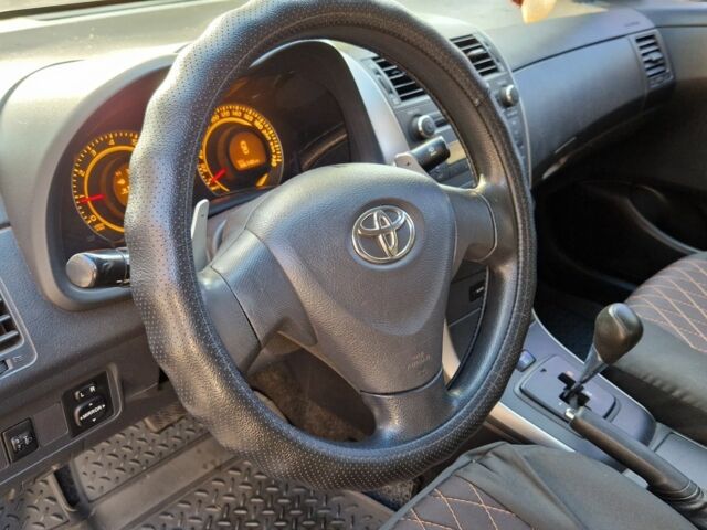 Серый Тойота Королла, объемом двигателя 1.6 л и пробегом 180 тыс. км за 5500 $, фото 8 на Automoto.ua