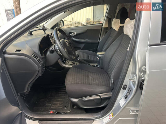 Серый Тойота Королла, объемом двигателя 1.6 л и пробегом 163 тыс. км за 6900 $, фото 12 на Automoto.ua