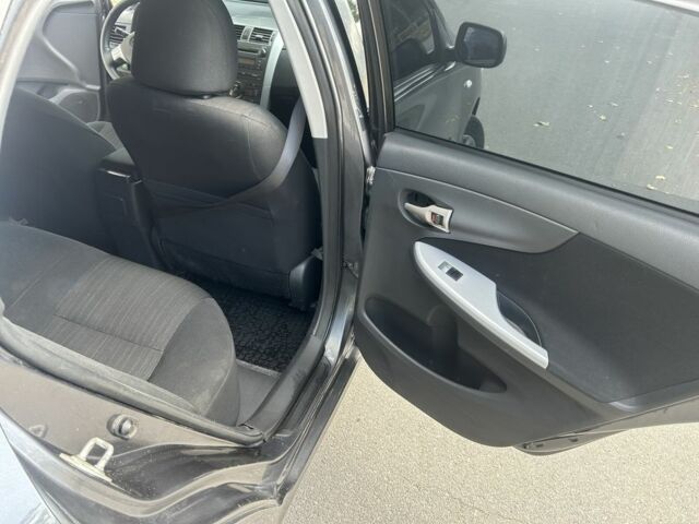 Серый Тойота Королла, объемом двигателя 1.6 л и пробегом 240 тыс. км за 5500 $, фото 7 на Automoto.ua