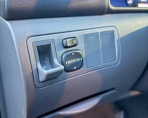 Сірий Тойота Королла, об'ємом двигуна 1.8 л та пробігом 123 тис. км за 6500 $, фото 18 на Automoto.ua