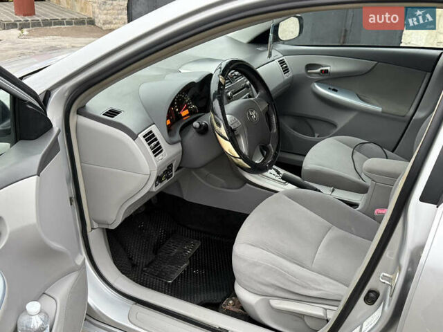 Серый Тойота Королла, объемом двигателя 1.6 л и пробегом 190 тыс. км за 6800 $, фото 4 на Automoto.ua