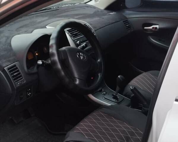 Серый Тойота Королла, объемом двигателя 1.6 л и пробегом 187 тыс. км за 6199 $, фото 10 на Automoto.ua