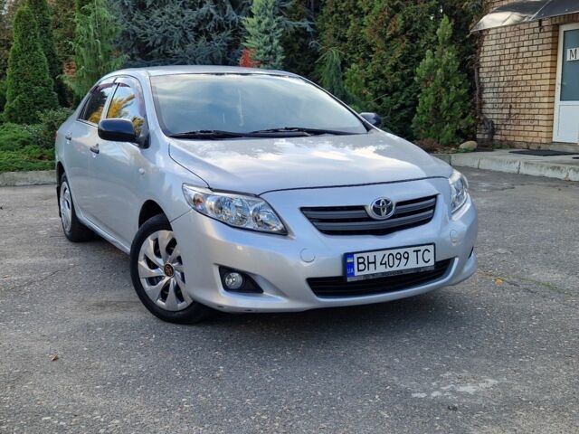 Серый Тойота Королла, объемом двигателя 1.6 л и пробегом 180 тыс. км за 5500 $, фото 1 на Automoto.ua