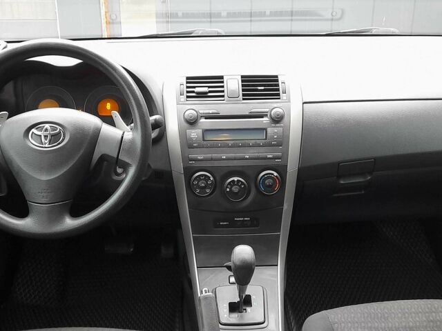 Сірий Тойота Королла, об'ємом двигуна 1.6 л та пробігом 174 тис. км за 6900 $, фото 14 на Automoto.ua