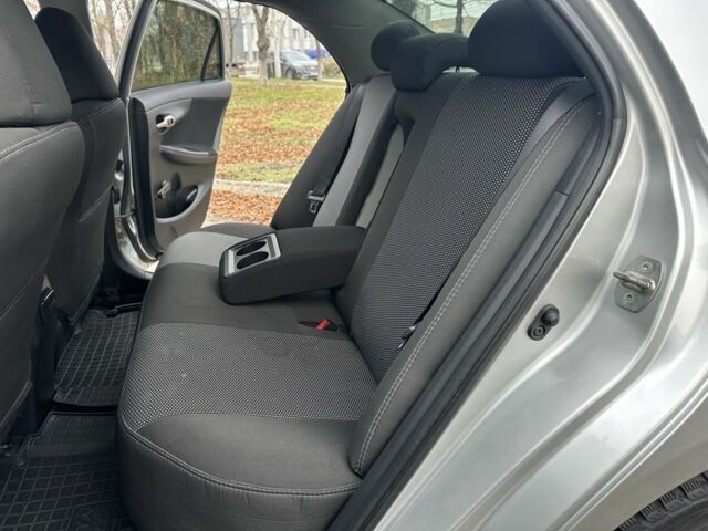 Серый Тойота Королла, объемом двигателя 1.6 л и пробегом 170 тыс. км за 6700 $, фото 8 на Automoto.ua