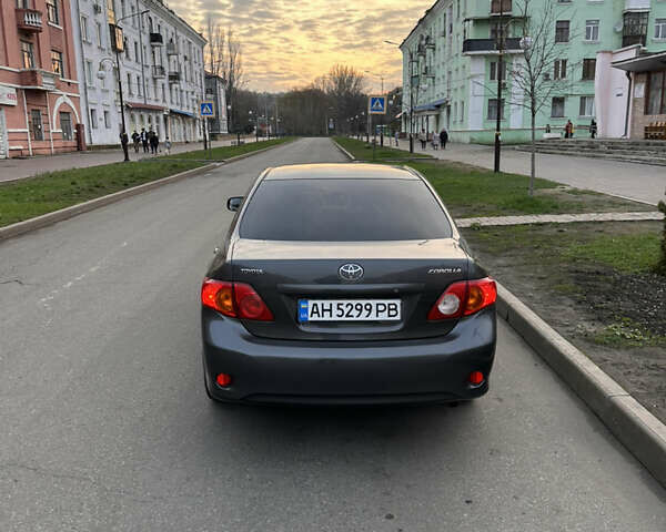 Серый Тойота Королла, объемом двигателя 1.6 л и пробегом 180 тыс. км за 7500 $, фото 4 на Automoto.ua