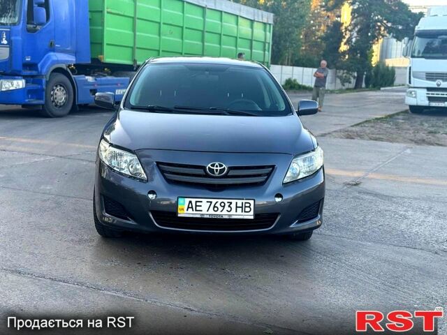 Серый Тойота Королла, объемом двигателя 1.6 л и пробегом 126 тыс. км за 3800 $, фото 6 на Automoto.ua