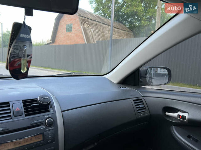 Серый Тойота Королла, объемом двигателя 1.6 л и пробегом 212 тыс. км за 6499 $, фото 19 на Automoto.ua