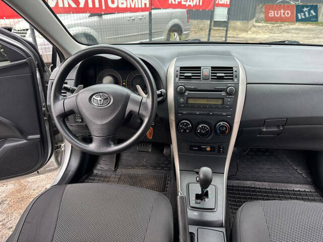 Серый Тойота Королла, объемом двигателя 1.59 л и пробегом 170 тыс. км за 6500 $, фото 25 на Automoto.ua