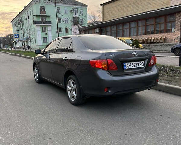 Серый Тойота Королла, объемом двигателя 1.6 л и пробегом 180 тыс. км за 7500 $, фото 1 на Automoto.ua