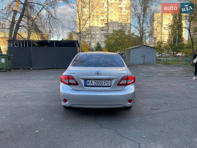 Сірий Тойота Королла, об'ємом двигуна 1.6 л та пробігом 250 тис. км за 6400 $, фото 5 на Automoto.ua
