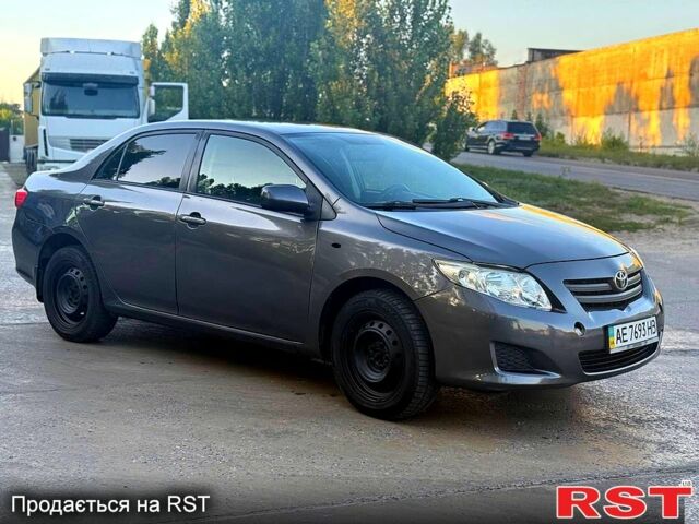 Серый Тойота Королла, объемом двигателя 1.6 л и пробегом 126 тыс. км за 3800 $, фото 7 на Automoto.ua