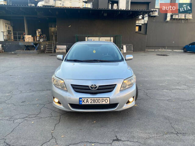 Серый Тойота Королла, объемом двигателя 1.6 л и пробегом 250 тыс. км за 5800 $, фото 1 на Automoto.ua