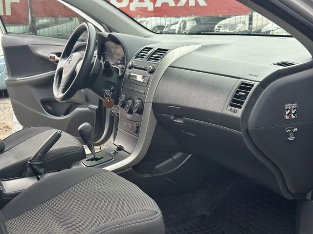 Серый Тойота Королла, объемом двигателя 1.6 л и пробегом 170 тыс. км за 6700 $, фото 10 на Automoto.ua