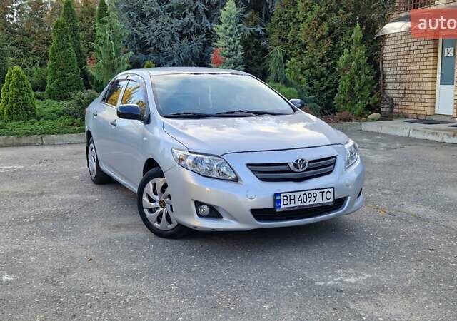 Серый Тойота Королла, объемом двигателя 1.6 л и пробегом 180 тыс. км за 5500 $, фото 5 на Automoto.ua