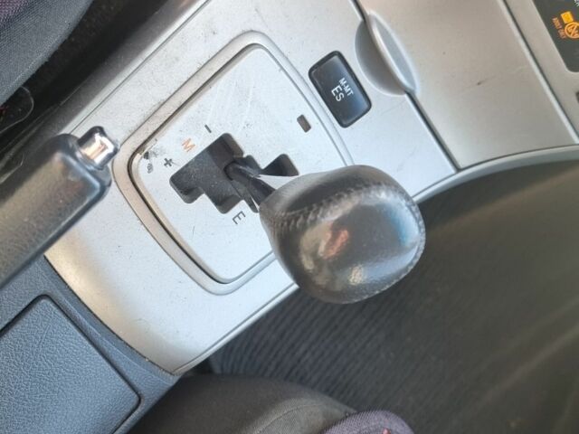 Сірий Тойота Королла, об'ємом двигуна 1.6 л та пробігом 196 тис. км за 5800 $, фото 18 на Automoto.ua