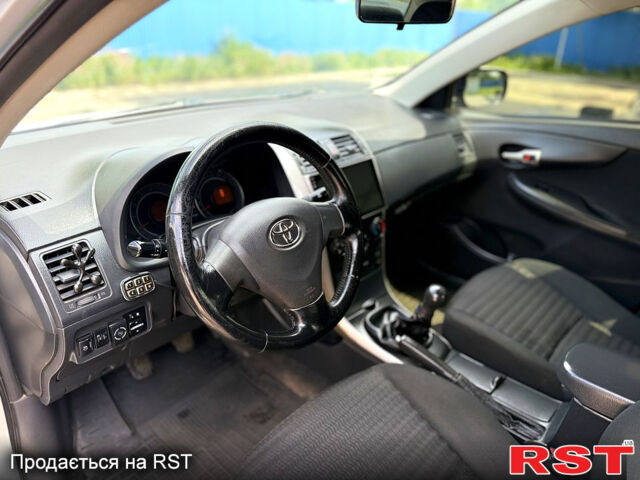Серый Тойота Королла, объемом двигателя 1.6 л и пробегом 150 тыс. км за 6250 $, фото 6 на Automoto.ua