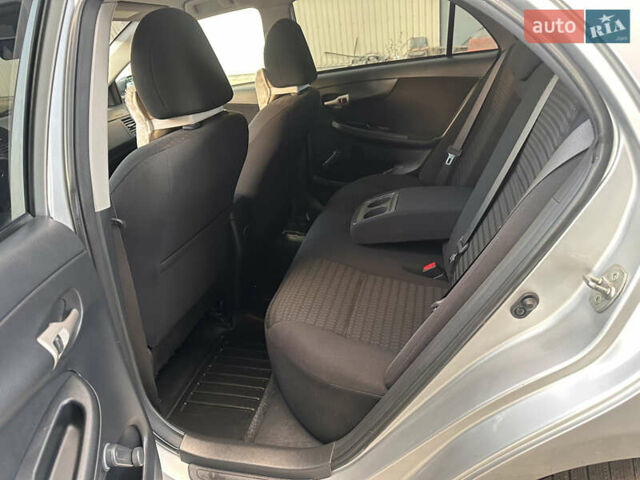 Серый Тойота Королла, объемом двигателя 1.6 л и пробегом 163 тыс. км за 6900 $, фото 15 на Automoto.ua