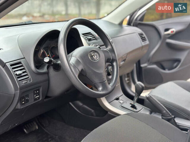 Серый Тойота Королла, объемом двигателя 1.59 л и пробегом 170 тыс. км за 6500 $, фото 11 на Automoto.ua