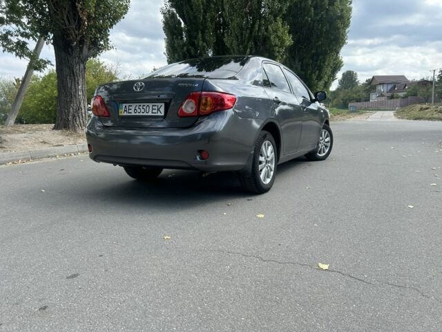 Серый Тойота Королла, объемом двигателя 1.6 л и пробегом 240 тыс. км за 5500 $, фото 4 на Automoto.ua
