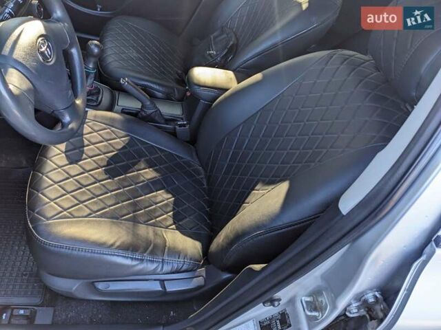 Серый Тойота Королла, объемом двигателя 1.4 л и пробегом 330 тыс. км за 5350 $, фото 12 на Automoto.ua