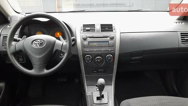 Серый Тойота Королла, объемом двигателя 1.6 л и пробегом 174 тыс. км за 6900 $, фото 16 на Automoto.ua