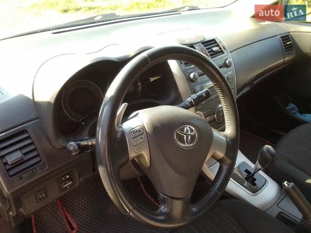 Сірий Тойота Королла, об'ємом двигуна 1.6 л та пробігом 292 тис. км за 5100 $, фото 9 на Automoto.ua
