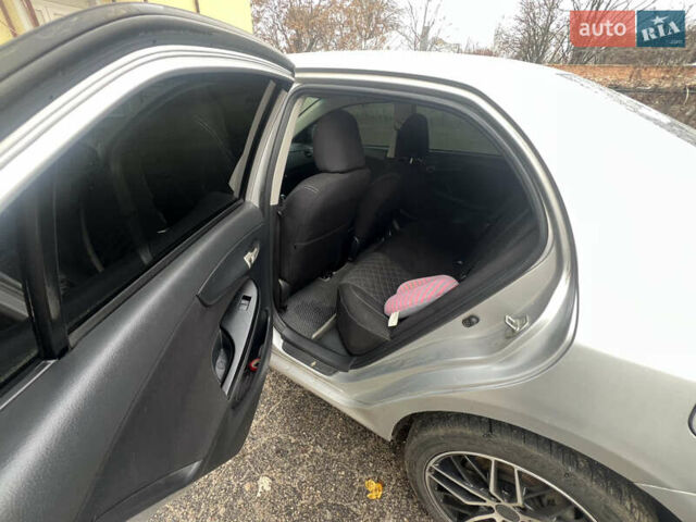 Серый Тойота Королла, объемом двигателя 1.6 л и пробегом 280 тыс. км за 6500 $, фото 2 на Automoto.ua