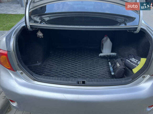 Серый Тойота Королла, объемом двигателя 1.6 л и пробегом 160 тыс. км за 6700 $, фото 4 на Automoto.ua
