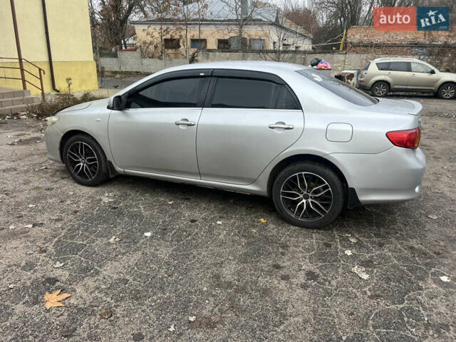 Серый Тойота Королла, объемом двигателя 1.6 л и пробегом 280 тыс. км за 6500 $, фото 4 на Automoto.ua