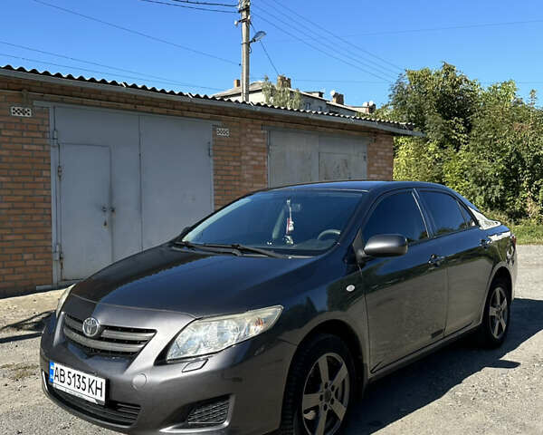 Сірий Тойота Королла, об'ємом двигуна 1.6 л та пробігом 237 тис. км за 5800 $, фото 2 на Automoto.ua