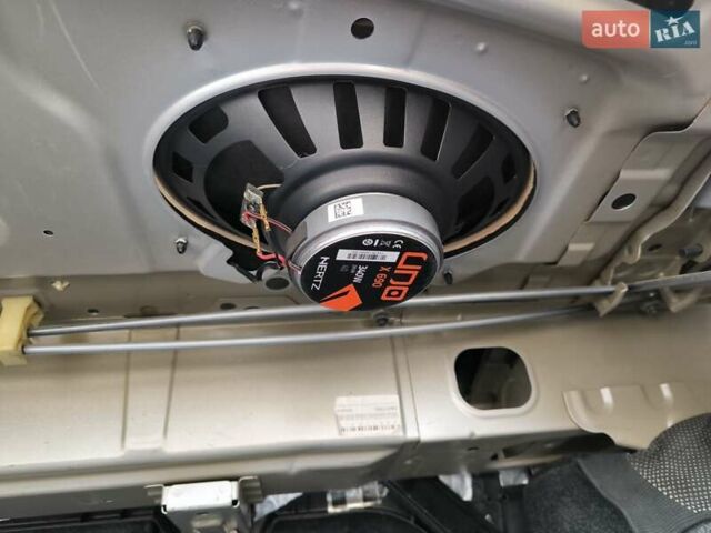 Серый Тойота Королла, объемом двигателя 1.6 л и пробегом 193 тыс. км за 7700 $, фото 26 на Automoto.ua