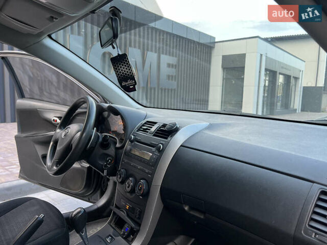 Серый Тойота Королла, объемом двигателя 1.6 л и пробегом 212 тыс. км за 6499 $, фото 27 на Automoto.ua