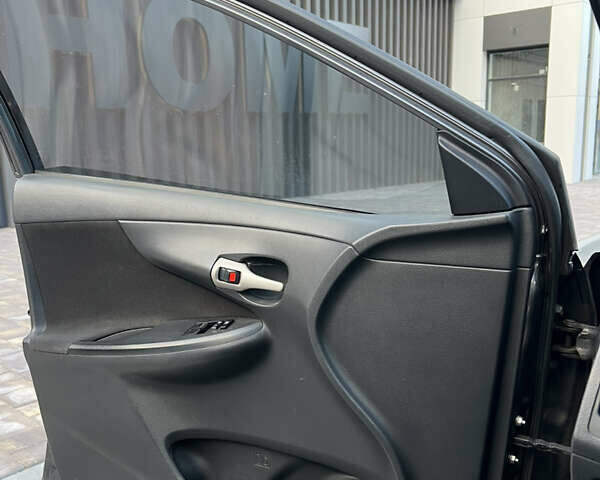 Серый Тойота Королла, объемом двигателя 1.6 л и пробегом 212 тыс. км за 6499 $, фото 23 на Automoto.ua