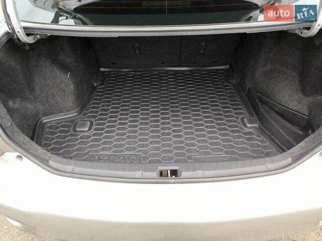 Серый Тойота Королла, объемом двигателя 1.6 л и пробегом 193 тыс. км за 7700 $, фото 24 на Automoto.ua