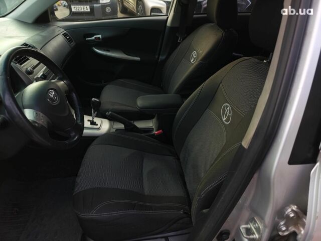 Серый Тойота Королла, объемом двигателя 1.6 л и пробегом 251 тыс. км за 6690 $, фото 19 на Automoto.ua