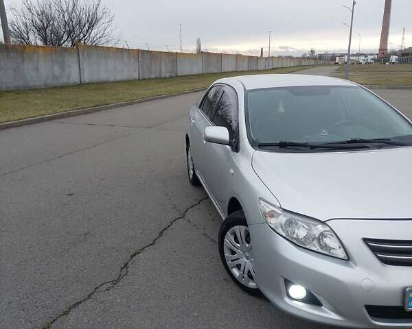 Серый Тойота Королла, объемом двигателя 1.6 л и пробегом 330 тыс. км за 7200 $, фото 1 на Automoto.ua